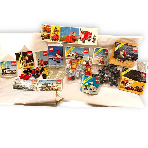 LEGOLAND Vintage Manuals Pieces Bricks Space Lot Lego 1970s - 1980s - Picture 2 of 9